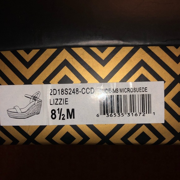 Charles by Charles David - new in box Size 8.5 - Picture 2 of 7